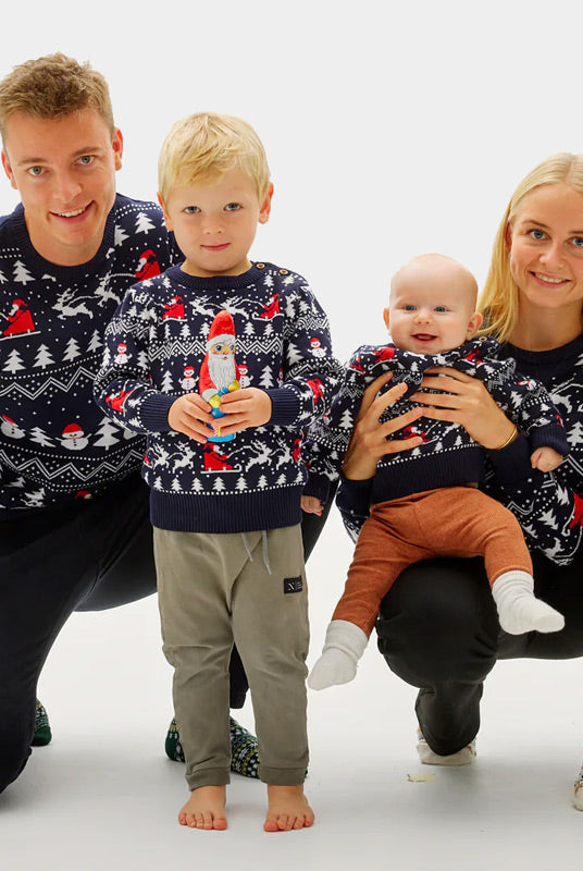 Maglione Natalizio Famiglia con Alberi, Pupazzi di Neve e Babbo Natale
