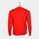 Maglione Natalizio con Babbo Natale e un Martini Rosso
